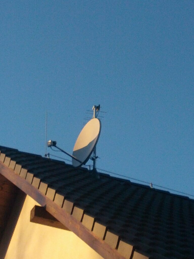 Satelit na rodinném domě